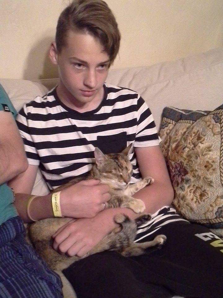 13631671_642807209217219_558147654986287537_n