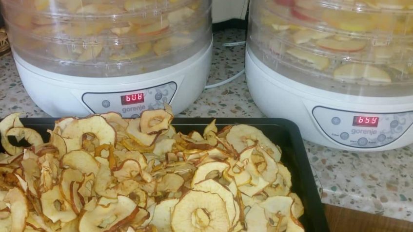 V NAŠEM CHARITATIVNÍM KRÁMKU  SI MIMO JINÉ BUDETE MOCI ZAKOU...