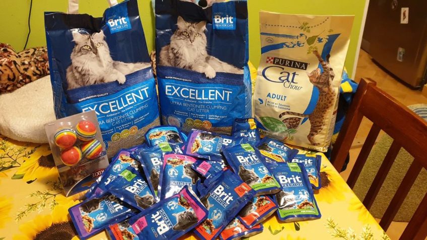 DĚKUJEME SLEČNĚ DOMINICE S PARTNERKOU ZA SUPER DÁRKY PRO NAŠ...