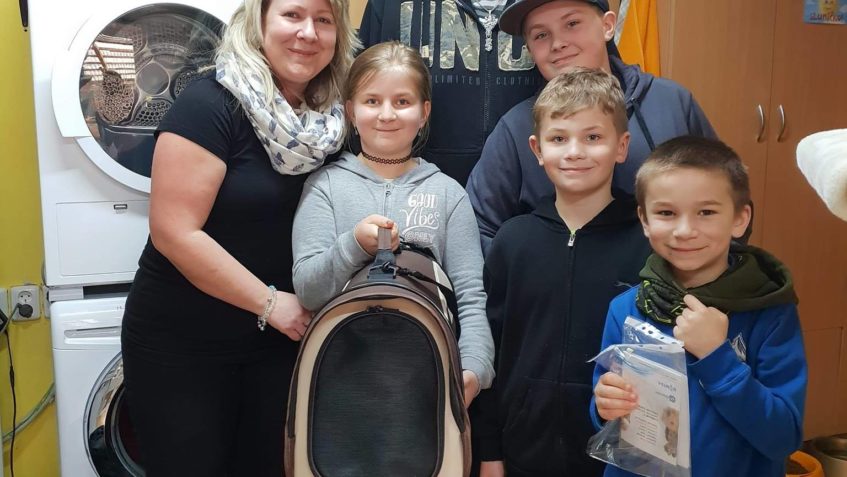 ÚŽASNÝ DOMOV A PARTA  DĚTSKÝCH KAMARÁDŮ BYL BOŘIVOJŮV SEN  D...