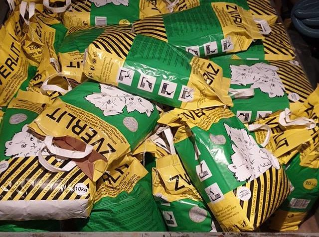 VČERA NA NÁKUPECH...