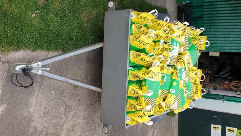 DNEŠNÍ NÁKUPY  A STĚHOVÁNÍ  DO SKLADU V GARÁŽI