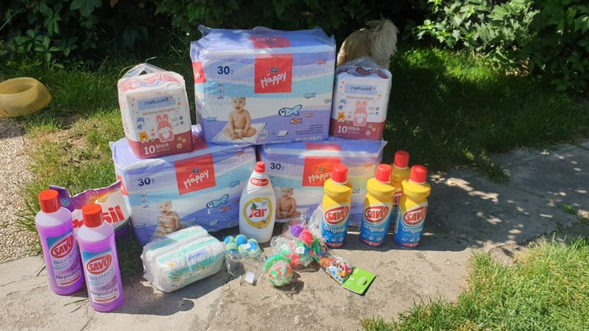 DĚKUJEME ZA VČEREJŠÍ DÁRKY A DÁRKY...