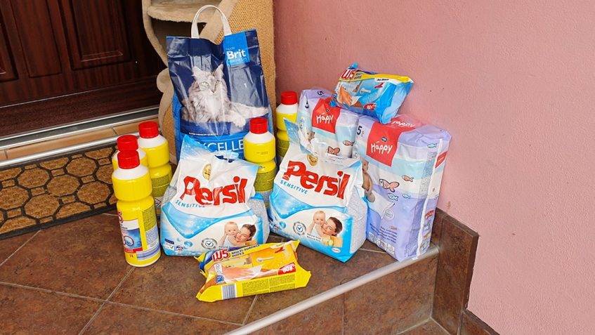 VČERA JSME MĚLI ADOPČNÍ DEN A NÁVŠTĚVY MYSLELY I NA KOČIČKY,...