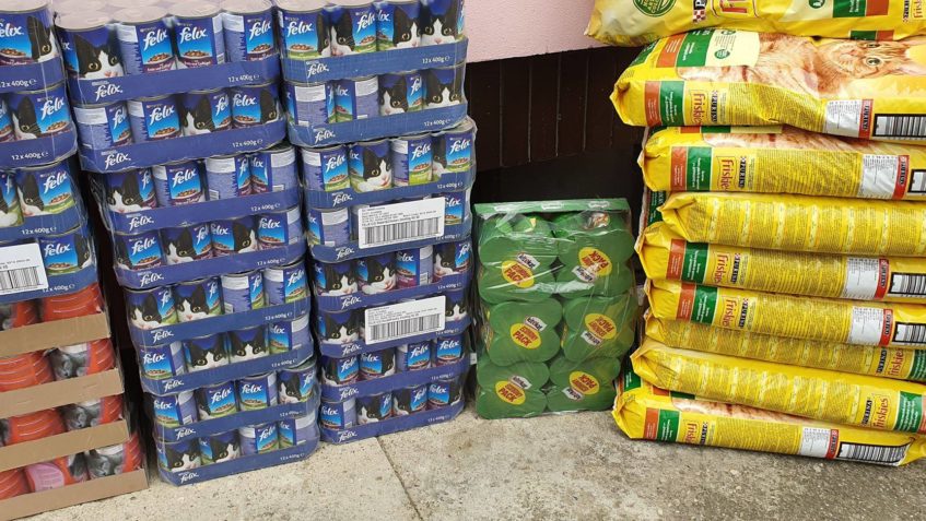 KRMIVO PRO VENKOVKY  Z KOČIČÍHO PŘÁNÍ...