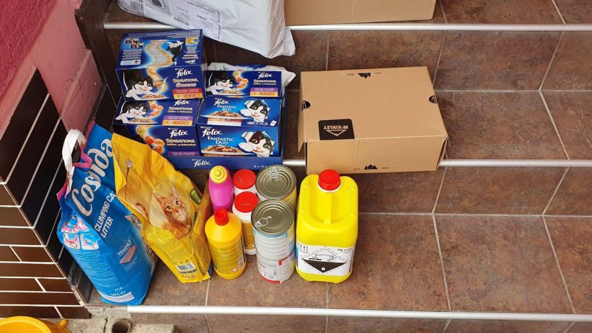 DĚKUJEME ZA DNEŠNÍ DÁRKY PRO NAŠE SLUNÍČKA...