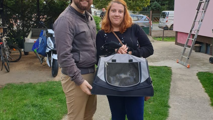 OTAKÁREK A JASOŇ Včera našli společný domov a skvělé rodiče ...