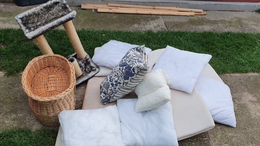 DĚKUJEME ZA DNEŠNÍ VELKÝ BALÍČEK  S DÁRKY...