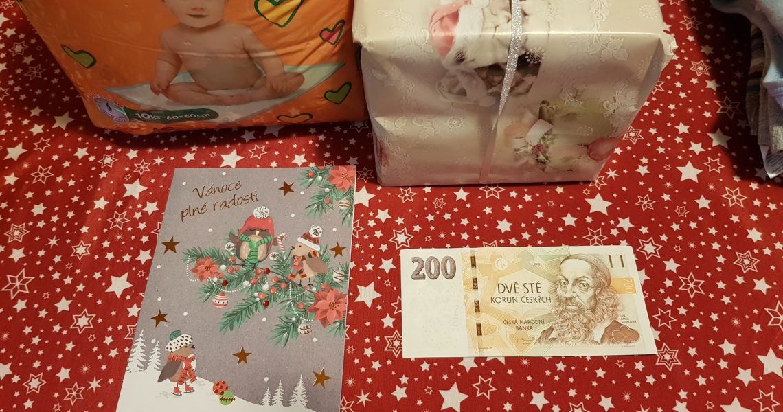 SLUNÍČKOVÉ KOČIČKY DĚKUJÍ ZA DÁRKY OD LENKY A ONDRY V....