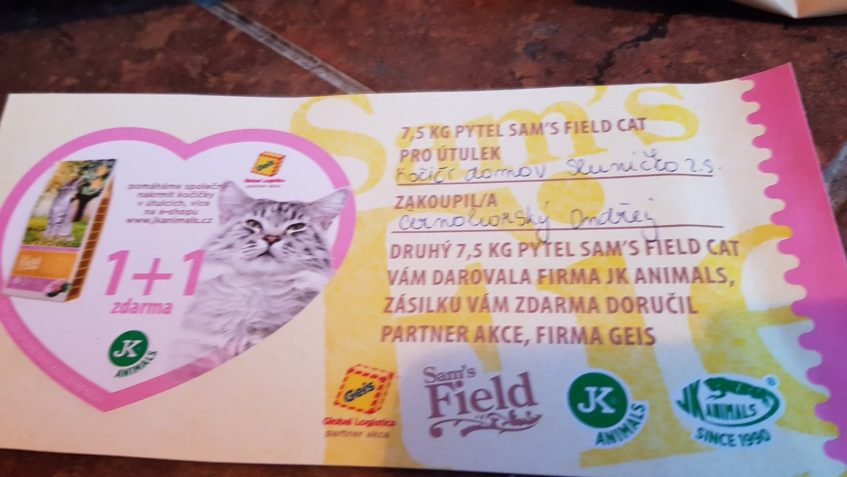 DĚKUJEME JMÉNEM SLUNÍČKOVÝCH KOČIČEK ZA GRANULKY...