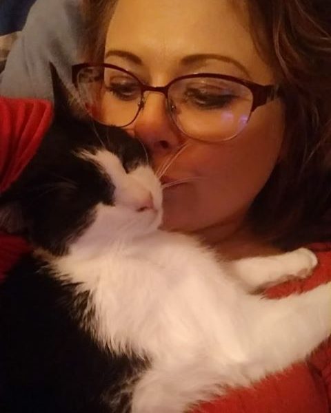 TAKHLE SE DOMA MAJÍ NICKOUŠEK A AMAZONKA S PSÍM KÁMOŠEM...