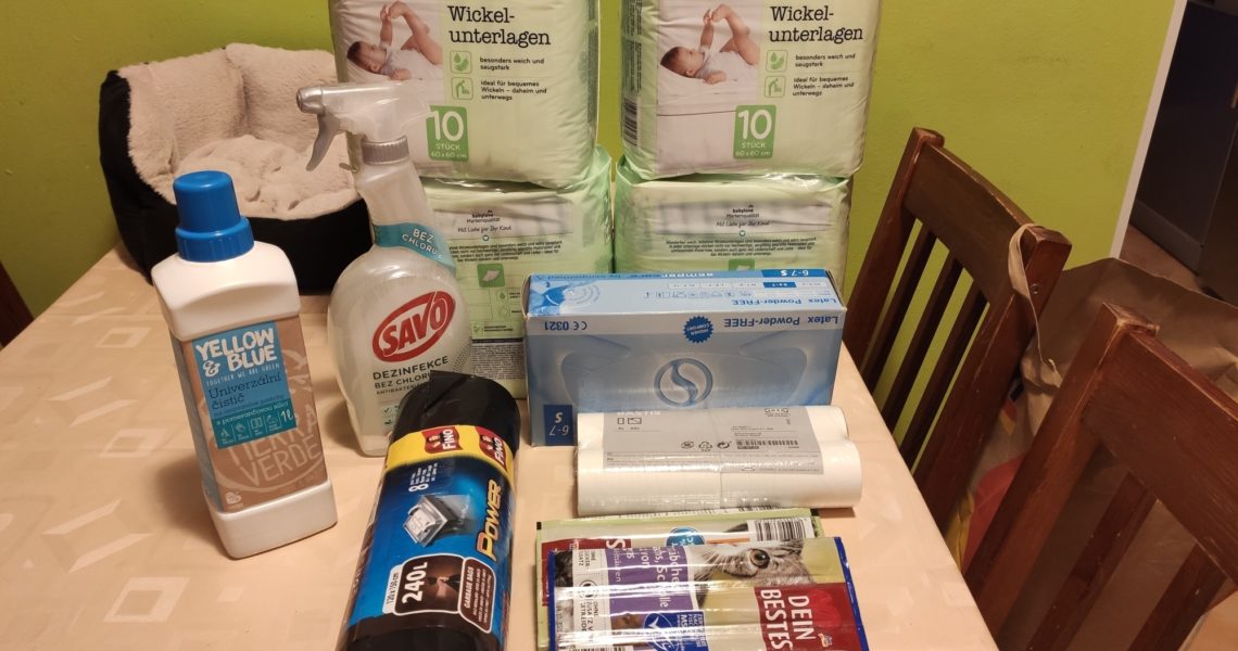 DĚKUJEME ZA VELICE POTŘEBNÉ VĚCI, KTERÉ SLUNÍČKU DAROVALI RO...