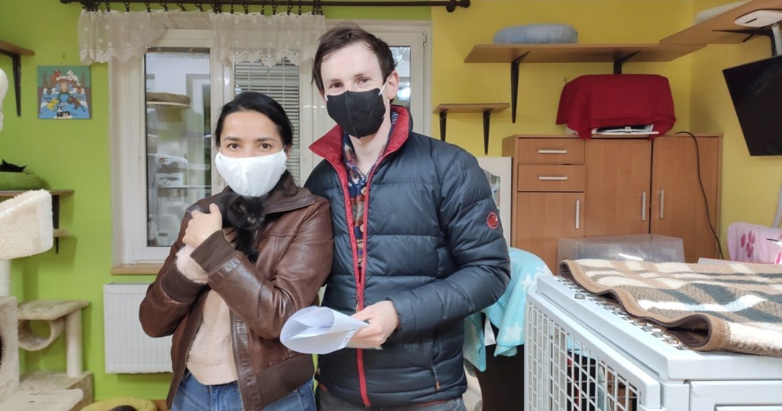 DNES ODJELA DO NOVÉHO DOMOVA MALÁ, ČERNÁ KOČIČKA...